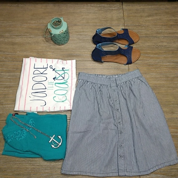 Mossimo Supply Co. Dresses & Skirts - Mossimo Blue Striped Faux Button Skirt S Girls 14